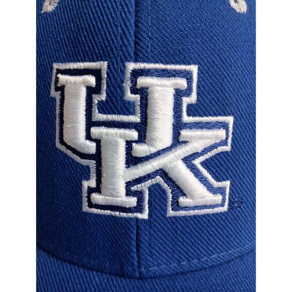 University of Kentucky Wildcats Starter Hat/ Baseball Cap Adjustable - Picture 2 of 10